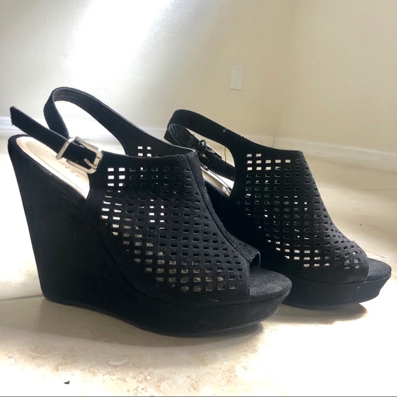 Chinese Laundry Shoes - Black Chinese Laundry Wedges